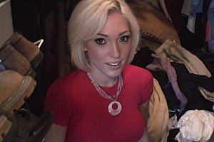 侵犯穿着丧服的寡妇hd